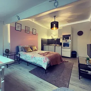  Appartement Atypique Le Rocher